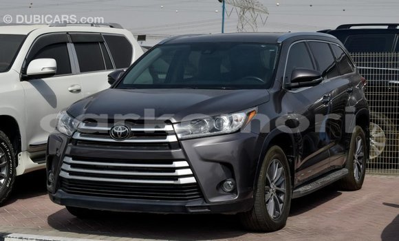 Acheter Import Voiture Toyota Highlander Autre à Import - Dubai, Grande Comore Acheter Import Voiture Toyota Highlander Autre à Import - Dubai, Grande Comore