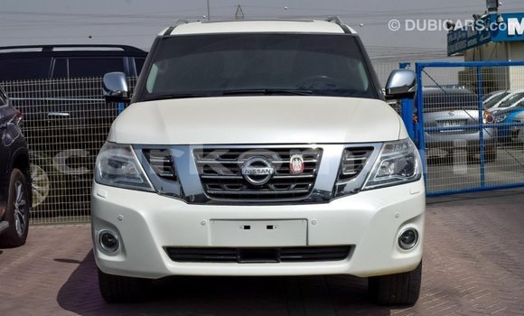Acheter Import Voiture Nissan Patrol Blanc à Import - Dubai, Grande Comore Acheter Import Voiture Nissan Patrol Blanc à Import - Dubai, Grande Comore