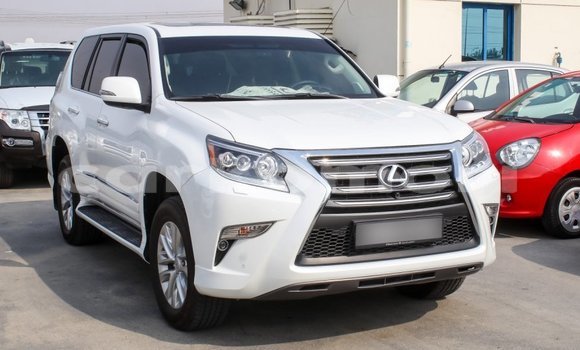 Acheter Import Voiture Lexus GX Blanc à Import - Dubai, Grande Comore Acheter Import Voiture Lexus GX Blanc à Import - Dubai, Grande Comore
