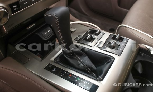 Acheter Import Voiture Lexus GX Blanc à Import - Dubai, Grande Comore Acheter Import Voiture Lexus GX Blanc à Import - Dubai, Grande Comore