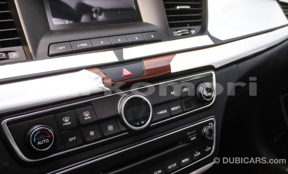 Acheter Import Voiture Kia Cadenza Autre à Import - Dubai, Grande Comore Acheter Import Voiture Kia Cadenza Autre à Import - Dubai, Grande Comore