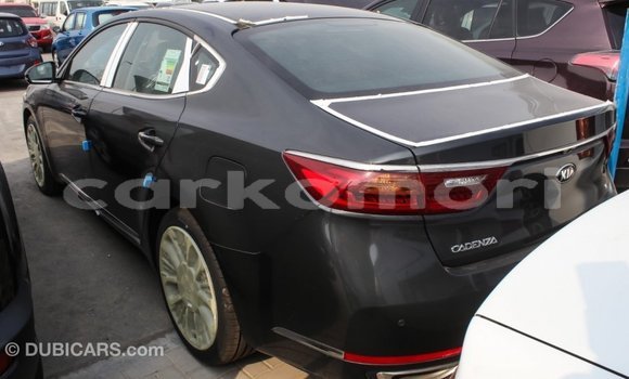 Acheter Import Voiture Kia Cadenza Autre à Import - Dubai, Grande Comore Acheter Import Voiture Kia Cadenza Autre à Import - Dubai, Grande Comore