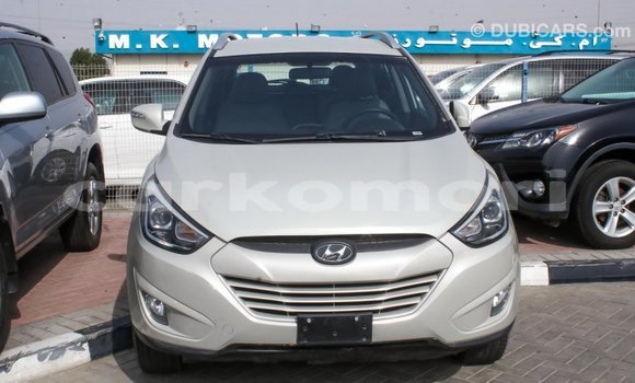 Acheter Import Voiture Hyundai Tucson Beige à Import - Dubai, Grande Comore Acheter Import Voiture Hyundai Tucson Beige à Import - Dubai, Grande Comore