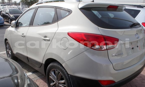 Acheter Import Voiture Hyundai Tucson Beige à Import - Dubai, Grande Comore Acheter Import Voiture Hyundai Tucson Beige à Import - Dubai, Grande Comore
