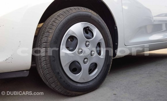 Acheter Import Voiture Kia Picanto Blanc à Import - Dubai, Grande Comore Acheter Import Voiture Kia Picanto Blanc à Import - Dubai, Grande Comore