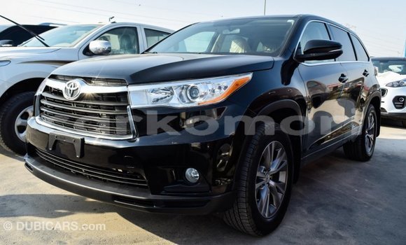 Acheter Import Voiture Toyota Highlander Noir à Import - Dubai, Grande Comore Acheter Import Voiture Toyota Highlander Noir à Import - Dubai, Grande Comore