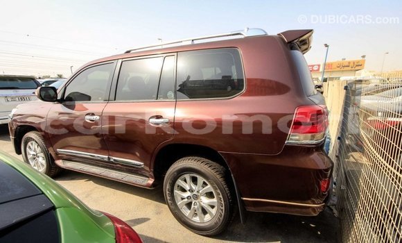 Acheter Import Voiture Toyota Land Cruiser Marron à Import - Dubai, Grande Comore Acheter Import Voiture Toyota Land Cruiser Marron à Import - Dubai, Grande Comore