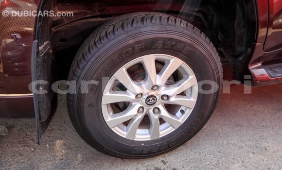 Acheter Import Voiture Toyota Land Cruiser Marron à Import - Dubai, Grande Comore Acheter Import Voiture Toyota Land Cruiser Marron à Import - Dubai, Grande Comore