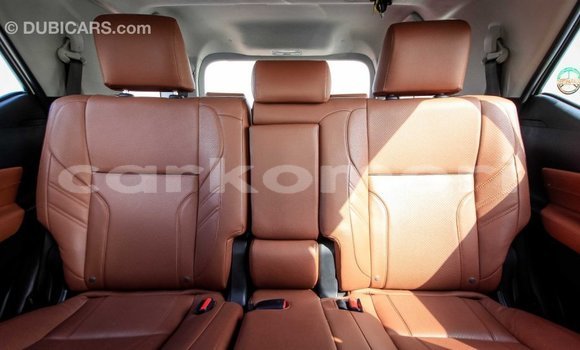 Acheter Import Voiture Toyota Fortuner Blanc à Import - Dubai, Grande Comore Acheter Import Voiture Toyota Fortuner Blanc à Import - Dubai, Grande Comore