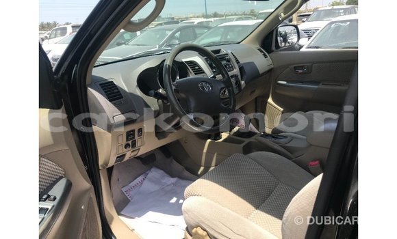 Acheter Import Voiture Toyota Fortuner Noir à Import - Dubai, Grande Comore Acheter Import Voiture Toyota Fortuner Noir à Import - Dubai, Grande Comore