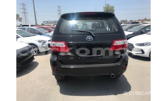 Acheter Import Voiture Toyota Fortuner Noir à Import - Dubai, Grande Comore Acheter Import Voiture Toyota Fortuner Noir à Import - Dubai, Grande Comore