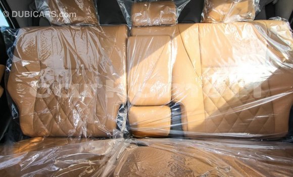 Acheter Import Voiture Toyota Fortuner Blanc à Import - Dubai, Grande Comore Acheter Import Voiture Toyota Fortuner Blanc à Import - Dubai, Grande Comore