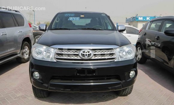 Acheter Import Voiture Toyota Fortuner Noir à Import - Dubai, Grande Comore Acheter Import Voiture Toyota Fortuner Noir à Import - Dubai, Grande Comore
