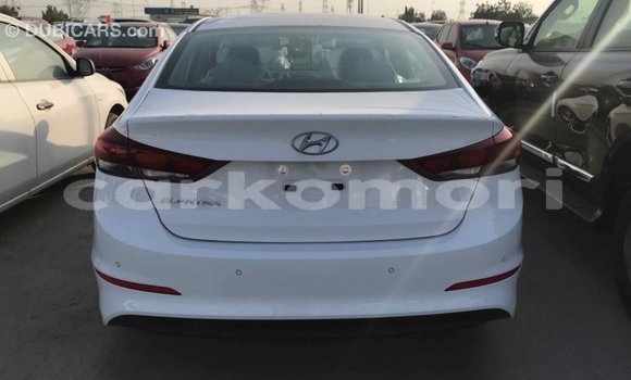 Acheter Import Voiture Hyundai Elantra Blanc à Import - Dubai, Grande Comore Acheter Import Voiture Hyundai Elantra Blanc à Import - Dubai, Grande Comore