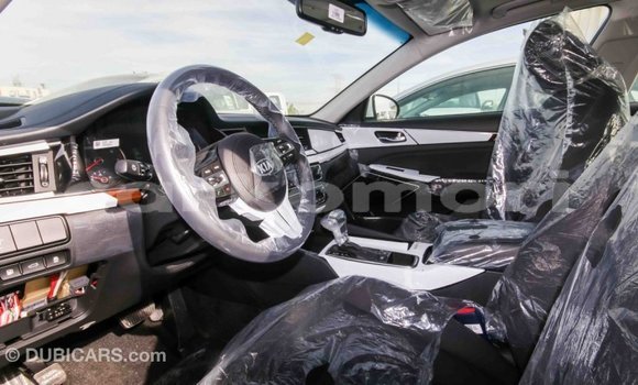 Acheter Import Voiture Kia Cadenza Autre à Import - Dubai, Grande Comore Acheter Import Voiture Kia Cadenza Autre à Import - Dubai, Grande Comore