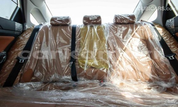 Acheter Import Voiture Hyundai Sonata Blanc à Import - Dubai, Grande Comore Acheter Import Voiture Hyundai Sonata Blanc à Import - Dubai, Grande Comore