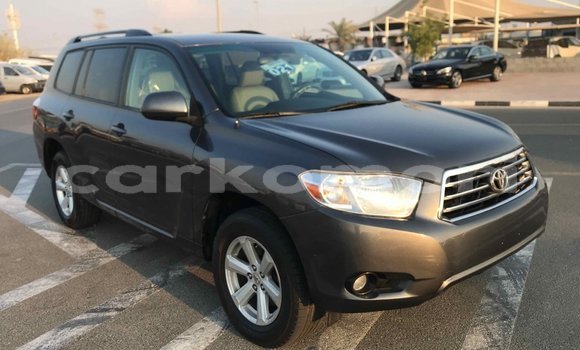 Acheter Import Voiture Toyota Highlander Autre à Import - Dubai, Grande Comore Acheter Import Voiture Toyota Highlander Autre à Import - Dubai, Grande Comore