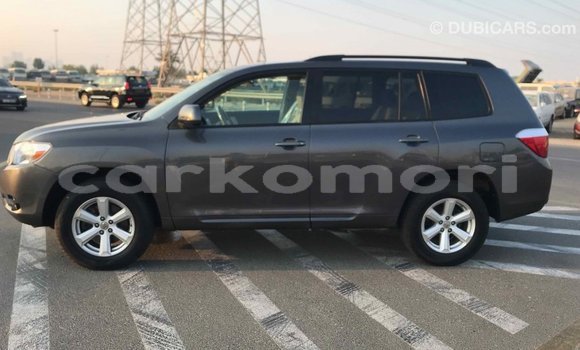 Acheter Import Voiture Toyota Highlander Autre à Import - Dubai, Grande Comore Acheter Import Voiture Toyota Highlander Autre à Import - Dubai, Grande Comore