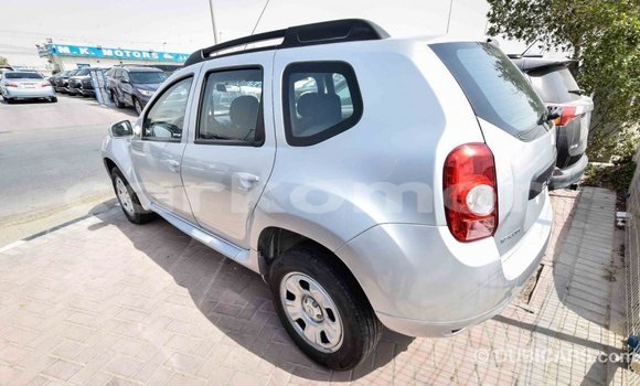 Acheter Import Voiture Renault Duster Autre à Import - Dubai, Grande Comore Acheter Import Voiture Renault Duster Autre à Import - Dubai, Grande Comore