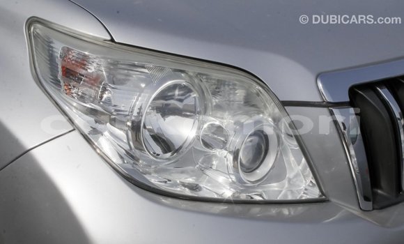 Acheter Import Voiture Toyota Prado Autre à Import - Dubai, Grande Comore Acheter Import Voiture Toyota Prado Autre à Import - Dubai, Grande Comore