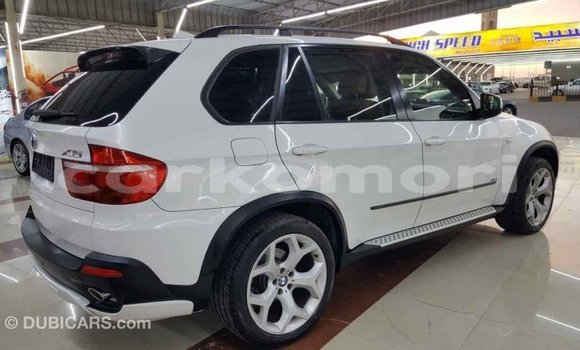Acheter Import Voiture BMW X5 Blanc à Import - Dubai, Grande Comore Acheter Import Voiture BMW X5 Blanc à Import - Dubai, Grande Comore