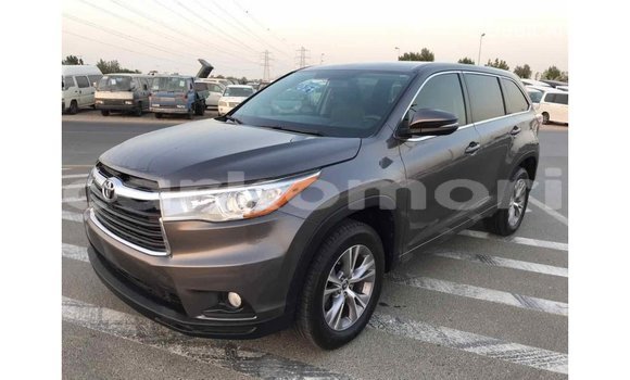Acheter Import Voiture Toyota Highlander Autre à Import - Dubai, Grande Comore Acheter Import Voiture Toyota Highlander Autre à Import - Dubai, Grande Comore