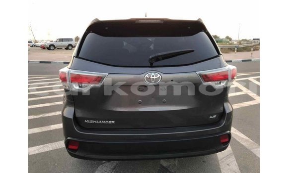 Acheter Import Voiture Toyota Highlander Autre à Import - Dubai, Grande Comore Acheter Import Voiture Toyota Highlander Autre à Import - Dubai, Grande Comore