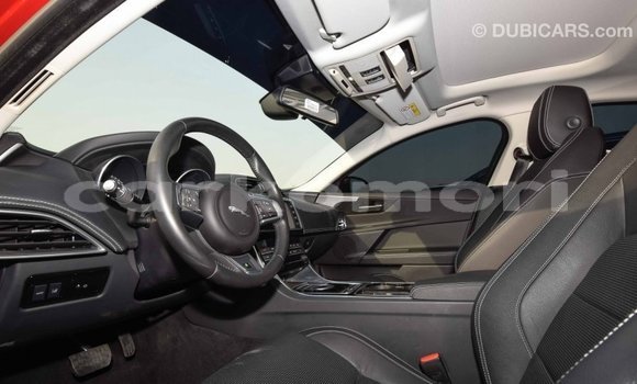 Acheter Import Voiture Jaguar XE Rouge à Import - Dubai, Grande Comore Acheter Import Voiture Jaguar XE Rouge à Import - Dubai, Grande Comore