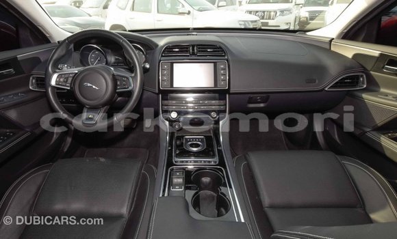 Acheter Import Voiture Jaguar XE Rouge à Import - Dubai, Grande Comore Acheter Import Voiture Jaguar XE Rouge à Import - Dubai, Grande Comore