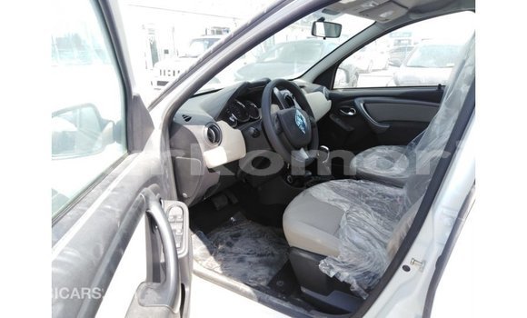Buy Import Renault Duster White Car in Import - Dubai in Great Comore Buy Import Renault Duster White Car in Import - Dubai in Great Comore