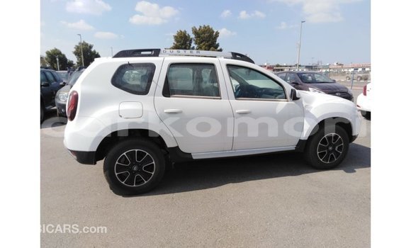 Buy Import Renault Duster White Car in Import - Dubai in Great Comore Buy Import Renault Duster White Car in Import - Dubai in Great Comore
