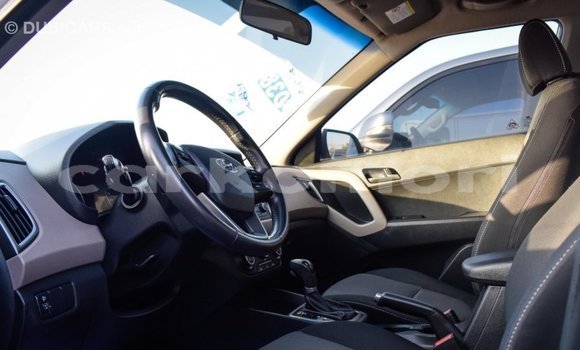 Acheter Import Voiture Hyundai Creta Blanc à Import - Dubai, Grande Comore Acheter Import Voiture Hyundai Creta Blanc à Import - Dubai, Grande Comore