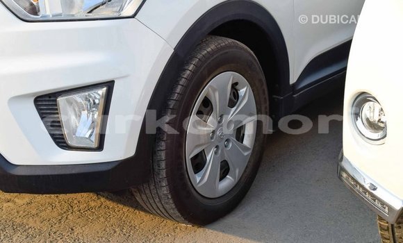 Acheter Import Voiture Hyundai Creta Blanc à Import - Dubai, Grande Comore Acheter Import Voiture Hyundai Creta Blanc à Import - Dubai, Grande Comore