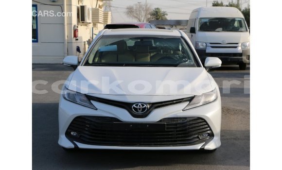 Buy Import Toyota Camry White Car in Import - Dubai in Great Comore Buy Import Toyota Camry White Car in Import - Dubai in Great Comore