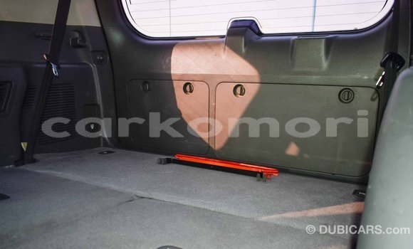 Acheter Import Voiture Toyota Prado Blanc à Import - Dubai, Grande Comore Acheter Import Voiture Toyota Prado Blanc à Import - Dubai, Grande Comore