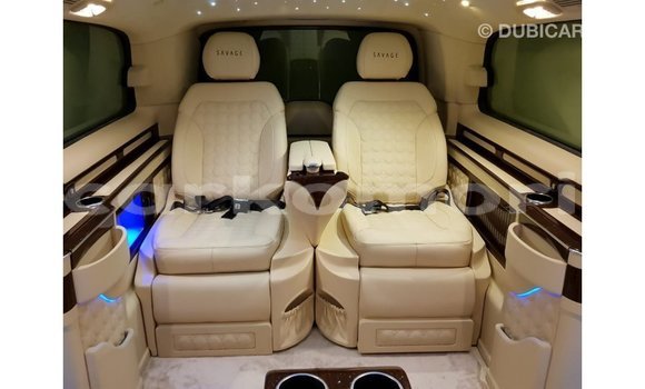 Buy Import Mercedes-Benz 250 Black Car in Import - Dubai in Great Comore Buy Import Mercedes-Benz 250 Black Car in Import - Dubai in Great Comore