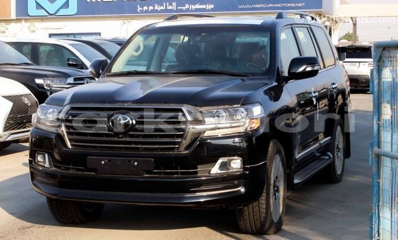 Buy Import Toyota Land Cruiser Black Car in Import - Dubai in Great Comore Buy Import Toyota Land Cruiser Black Car in Import - Dubai in Great Comore