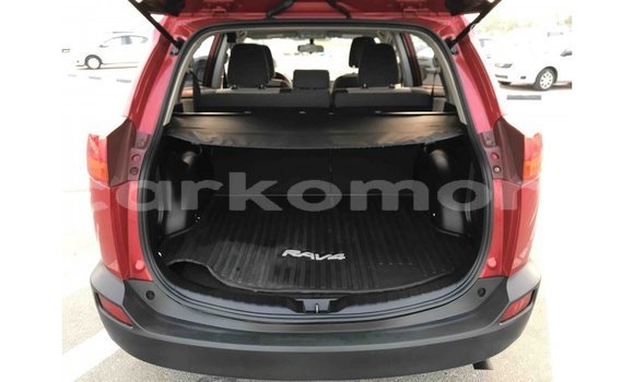 Acheter Import Voiture Toyota 4Runner Rouge à Import - Dubai, Grande Comore Acheter Import Voiture Toyota 4Runner Rouge à Import - Dubai, Grande Comore