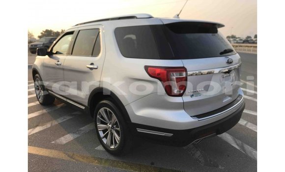 Acheter Import Voiture Ford Explorer Autre à Import - Dubai, Grande Comore Acheter Import Voiture Ford Explorer Autre à Import - Dubai, Grande Comore