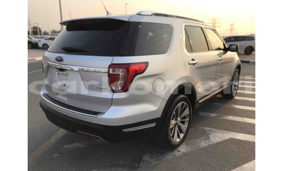 Acheter Import Voiture Ford Explorer Autre à Import - Dubai, Grande Comore Acheter Import Voiture Ford Explorer Autre à Import - Dubai, Grande Comore