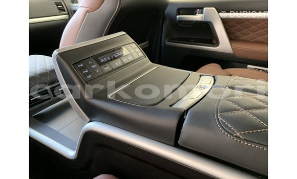 Buy Import Toyota Land Cruiser Black Car in Import - Dubai in Great Comore Buy Import Toyota Land Cruiser Black Car in Import - Dubai in Great Comore