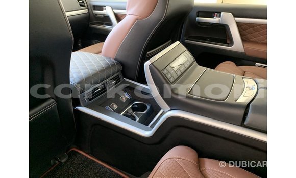 Buy Import Toyota Land Cruiser Black Car in Import - Dubai in Great Comore Buy Import Toyota Land Cruiser Black Car in Import - Dubai in Great Comore