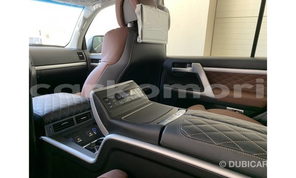 Buy Import Toyota Land Cruiser Black Car in Import - Dubai in Great Comore Buy Import Toyota Land Cruiser Black Car in Import - Dubai in Great Comore