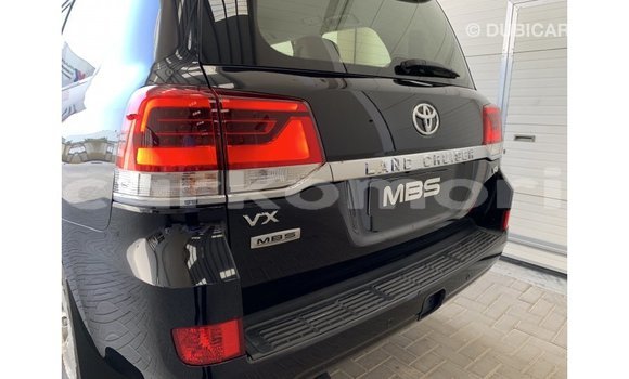 Buy Import Toyota Land Cruiser Black Car in Import - Dubai in Great Comore Buy Import Toyota Land Cruiser Black Car in Import - Dubai in Great Comore