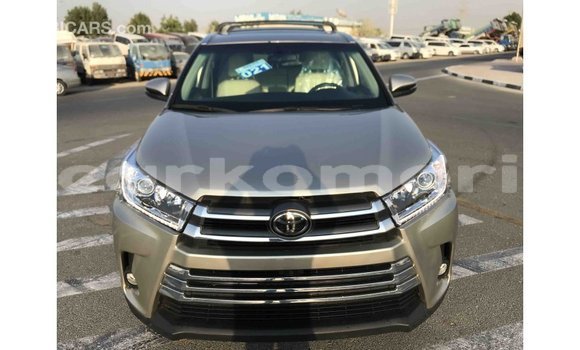 Acheter Import Voiture Toyota Highlander Autre à Import - Dubai, Grande Comore Acheter Import Voiture Toyota Highlander Autre à Import - Dubai, Grande Comore