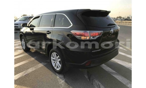 Acheter Import Voiture Toyota Highlander Noir à Import - Dubai, Grande Comore Acheter Import Voiture Toyota Highlander Noir à Import - Dubai, Grande Comore