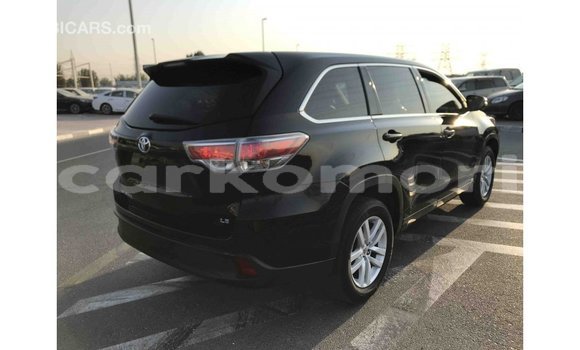 Acheter Import Voiture Toyota Highlander Noir à Import - Dubai, Grande Comore Acheter Import Voiture Toyota Highlander Noir à Import - Dubai, Grande Comore