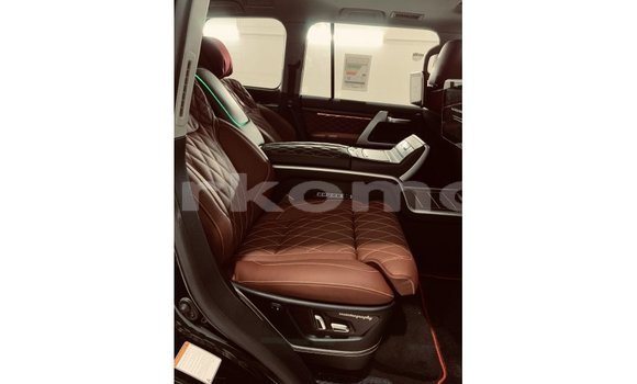 Buy Import Toyota Land Cruiser Black Car in Import - Dubai in Great Comore Buy Import Toyota Land Cruiser Black Car in Import - Dubai in Great Comore