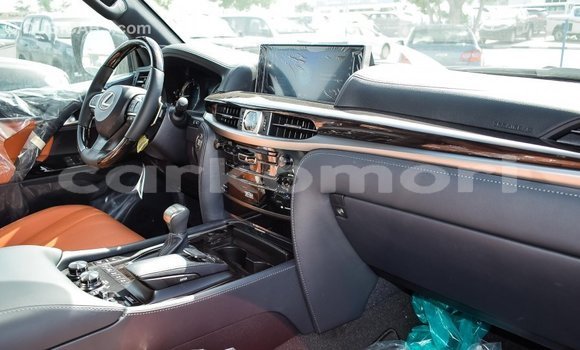 Buy Import Lexus LX White Car in Import - Dubai in Great Comore Buy Import Lexus LX White Car in Import - Dubai in Great Comore