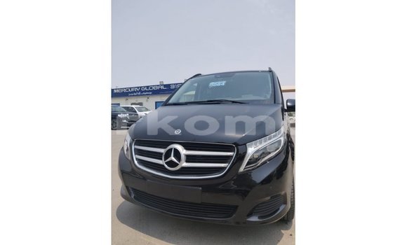 Buy Import Mercedes-Benz 250 Black Car in Import - Dubai in Great Comore Buy Import Mercedes-Benz 250 Black Car in Import - Dubai in Great Comore